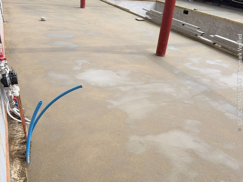 Wide floor bay — floor screeding by Johal Screeding Ltd