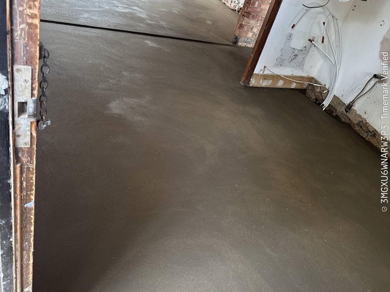 Cottage renovation, second room — floor screeding by Johal Screeding Ltd
